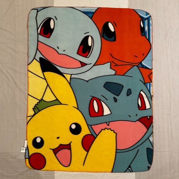 Pokemon Pikachu and Friends 57" x 44" Throw Blanket - Picture 6 of 12